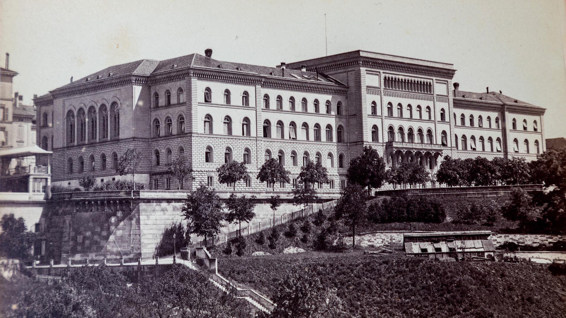 Palais fédéral Ouest